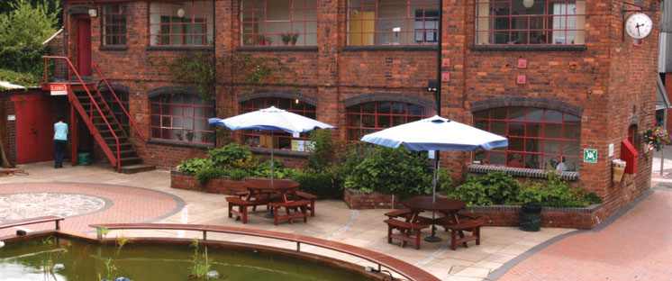 Glasshouse College