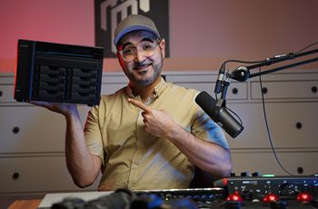 German Photographer Mustafa Morad Selects Asustor 11